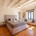 Paros Tranquility Villa
