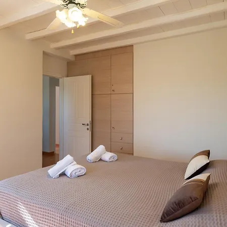 Holiday home Paros Tranquility Villa Dhragoulas